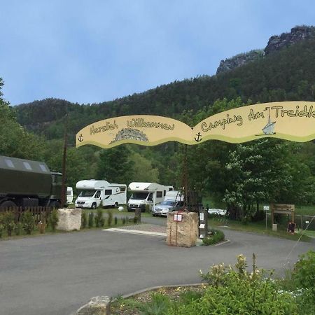 Campingplatz Am Treidlerweg Königstein Esterno foto