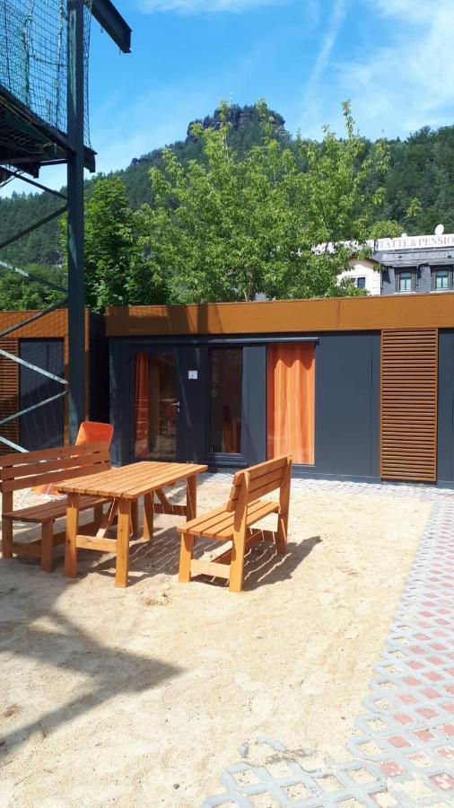 Campingplatz Am Treidlerweg Königstein Esterno foto