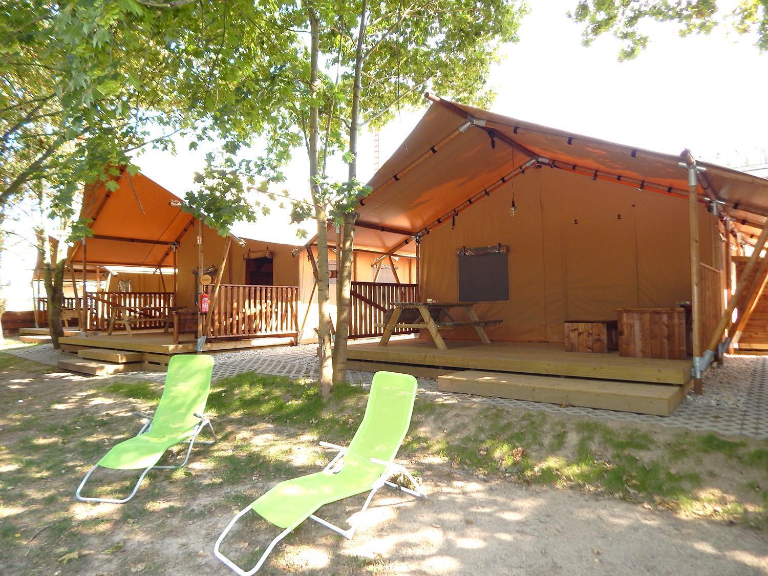 Campingplatz Am Treidlerweg Königstein Esterno foto